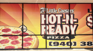 Little Caesars Pizza food