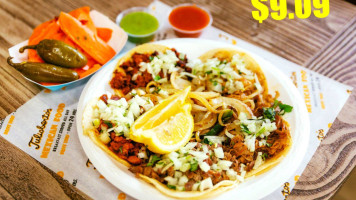 Julioberto's Fresh Mexican Food food