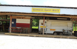 Redneck Snack Shack outside