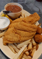 Huck's Catfish menu