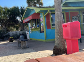 Izzy's Island Tacos And Ice Cream inside