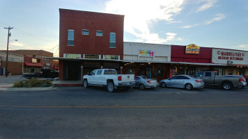 Manuelito's Mexican outside