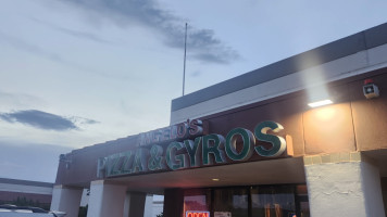 Angelo's Pizza Gyros food