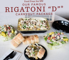 Maggiano's Little Italy food