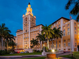 19th Hole And Grill At The Biltmore Miami outside