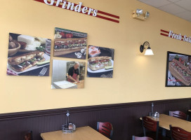 Mancino's Pizza And Grinders inside