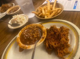 Memaw's -b-q food