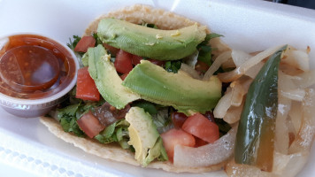 La Huerta Taco Truck food