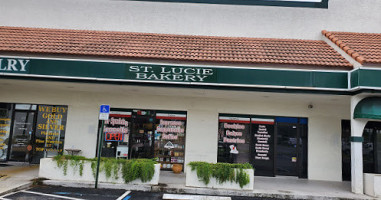 St Lucie Bakery At Bayshore outside