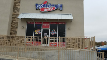 Boomarang Diner outside