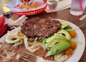 Mariscos El Corita food