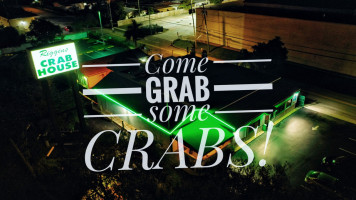 Riggins Crabhouse food