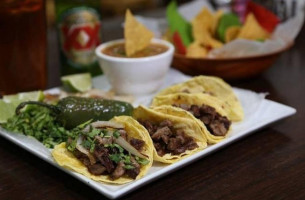 El Jalisco Grill & Taqueria food