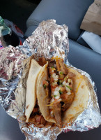 Dumas's Tacos food