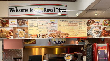 Royal Pizza food