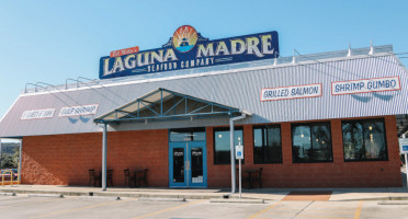 Laguna Madre Seafood Company outside