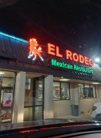 Taqueria El Rodeo De Jalisco inside