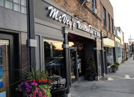 McVey's Restaurant outside