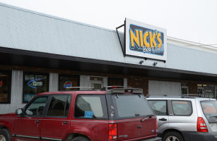 Nick's Grill outside