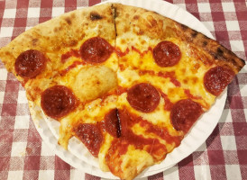 Picciotti's Pizza food