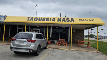 Taqueria Nasa outside