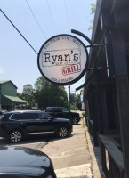 Ryan's Main Street Grill food