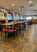 Pizza Inn inside