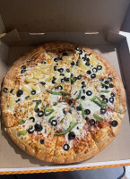 Little Caesars Pizza food