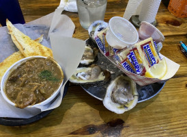 Shuckers Oyster House food