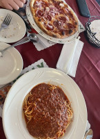 Giovanni's food