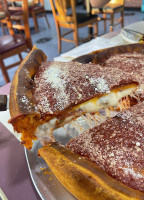 Amigos Chicago Pizza food