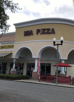 Mia Pizza inside