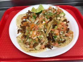 Daniel's Taco Shop food