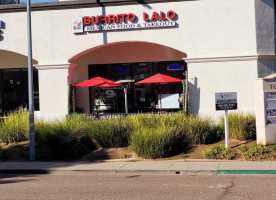 Burritos Lalo outside