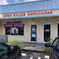 Ana's Killer Empanadas outside