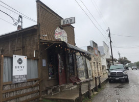 11th Street Cowboy outside