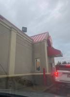 Mrs. Winner's Chicken Biscuits-stockbridge outside