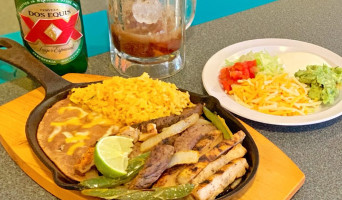 La Zacatecana Tacos, Burritos, Seafood, Hamburger, Enchilada, Birria, Gorditas, Nachos, Tortas Breakfast, Lunch, Dinner food