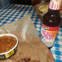 Dickey's Barbecue Pit food