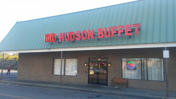 Mid Hudson Buffet outside