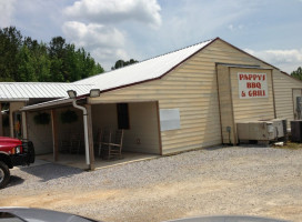 Pappy's B Q Grill outside