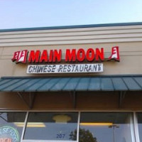 Main Moon 8 food