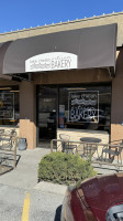 Lake Chelan Artisan Bakery outside