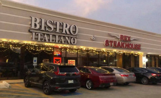 Bistro Italiano outside