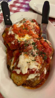 Buca Di Beppo Italian food