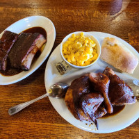 Spring Creek Barbeque food