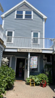 Blocks Of Fudge outside