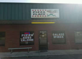 Pizza Place outside