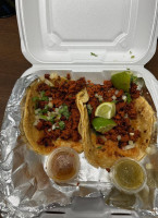 Lil Kiko's Taqueria food