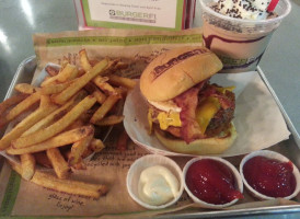 Burgerfi food